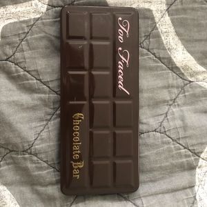 Too Faced Chocolate Bar